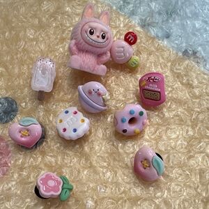 Labubu shoes charms - 10 piece set / pink